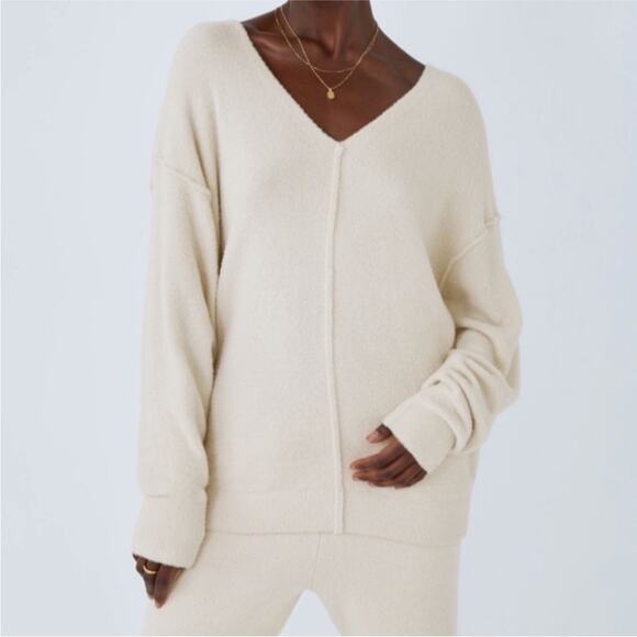 Aritzia Wilfred Cream Dolan Oversized Sweater Size XXS - Picture 1 of 7